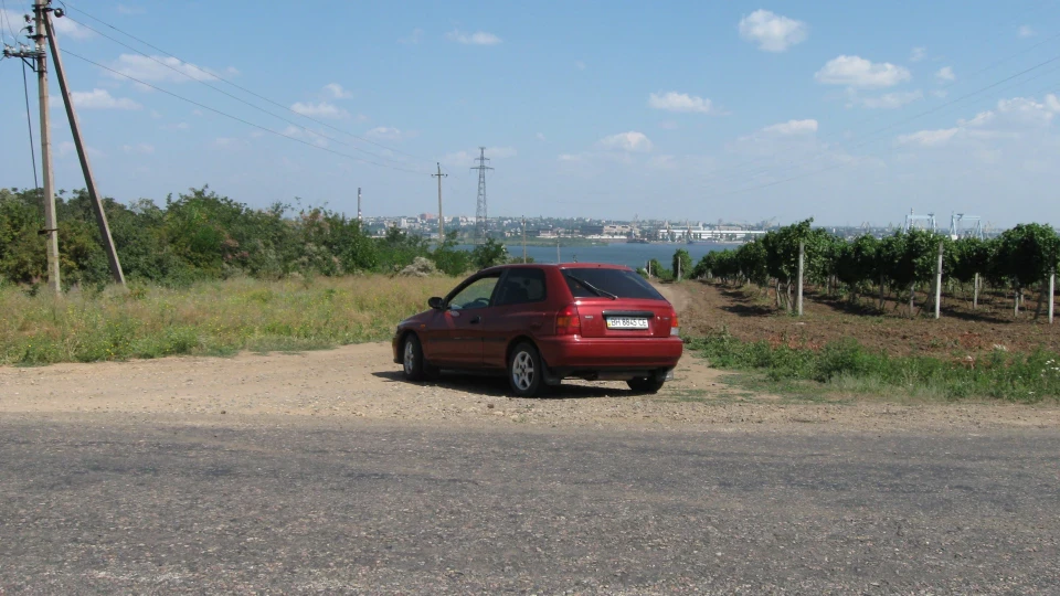 Mazda 323 'P'їдкий хетчбек;) 5