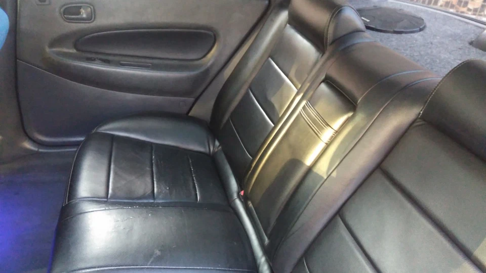 Mazda 323 просто 1.8 4
