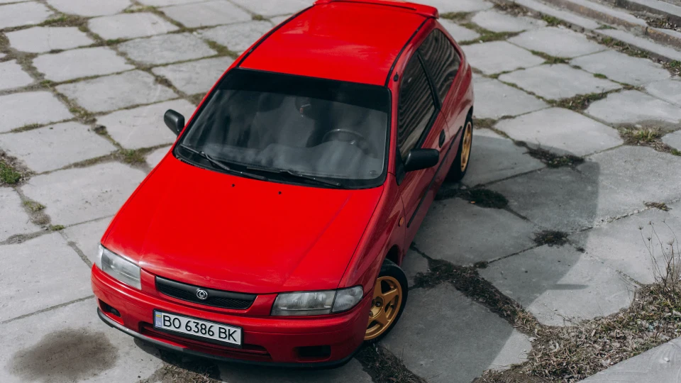 Mazda 323 Р