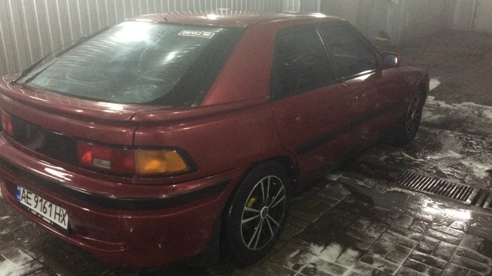 Mazda 323 Red Bee 3