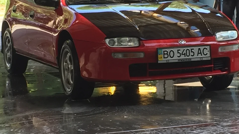 Mazda 323 Red&Black 2