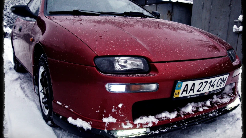 Mazda 323 Red★Line 4