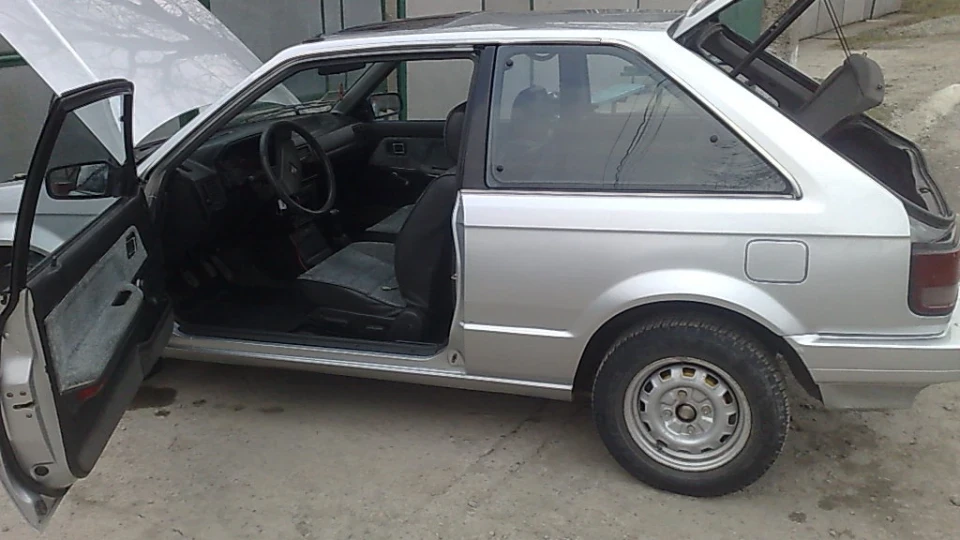 Mazda 323 Срібляста-бестія)))) 5