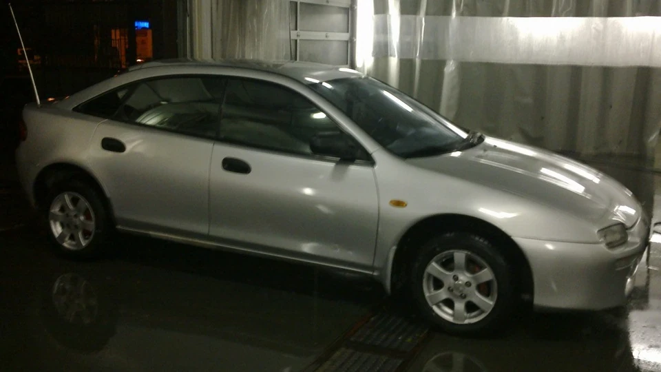 Mazda 323 Шикарний надійний авто 4