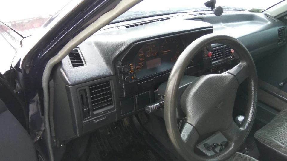 Mazda 323 Синій металік 2