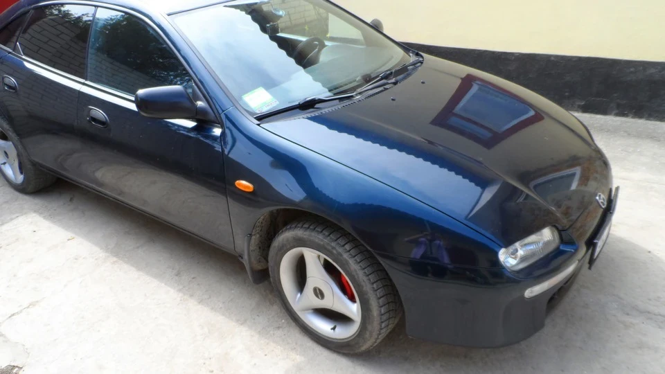 Mazda 323 Синій металік 3