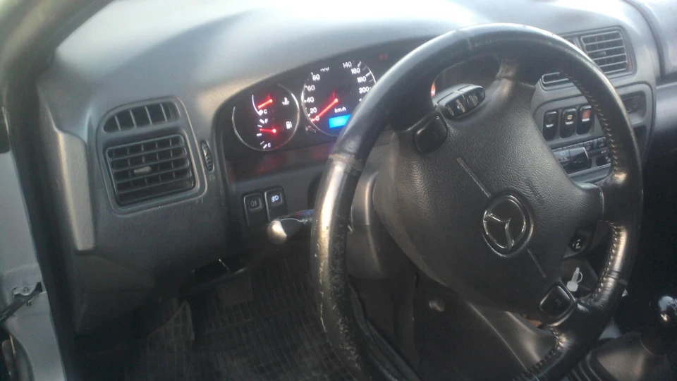 Mazda 323 супер 2