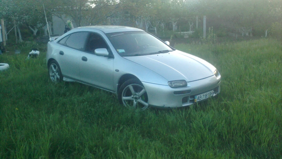 Mazda 323 супер 3