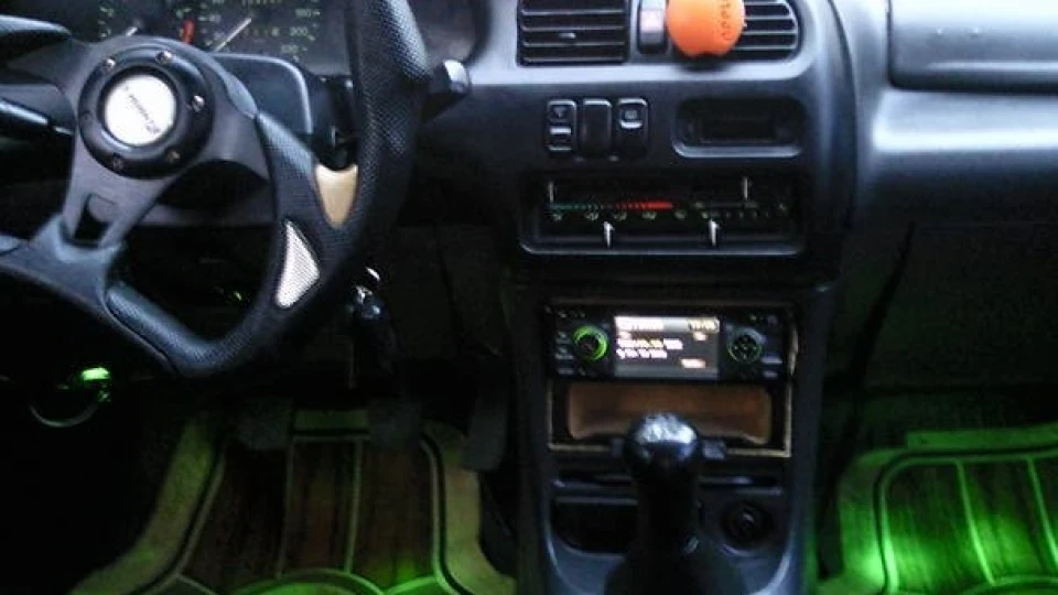 Mazda 323 S(V) Z5 2