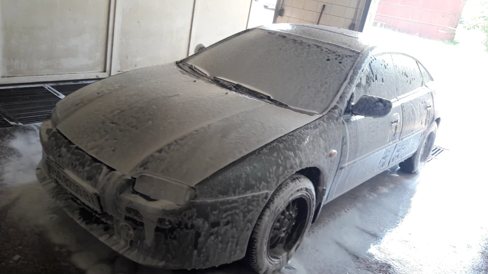 Mazda 323 Toad 4