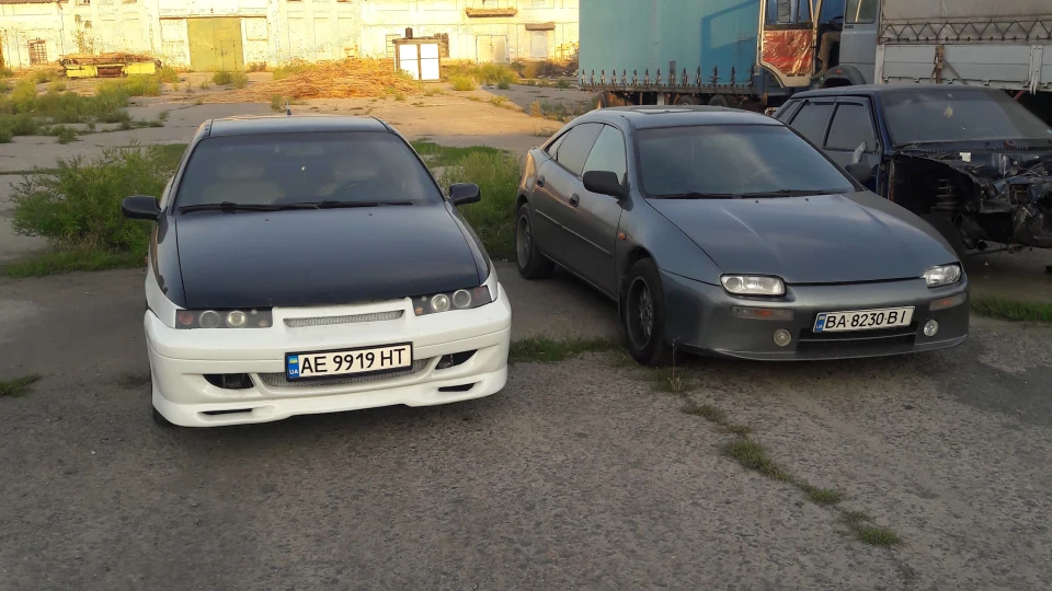 Mazda 323 Toad 5