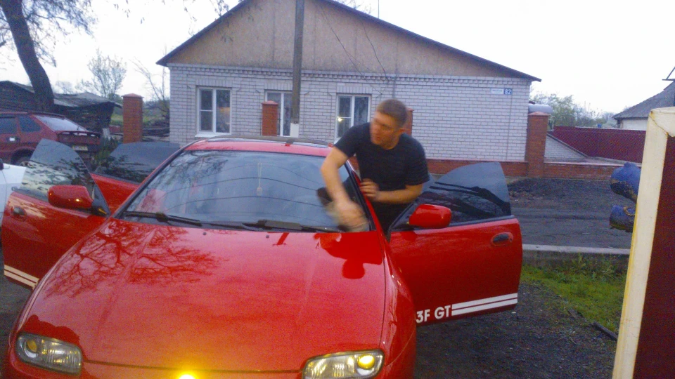 Mazda 323 v 6 2