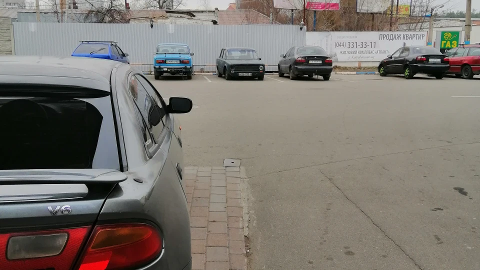 Mazda 323 V6 2.0l 2