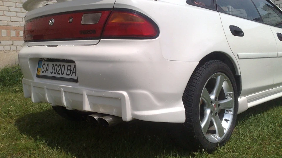 Mazda 323 V6-24valve 4