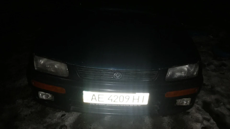 Mazda 323 VA 2