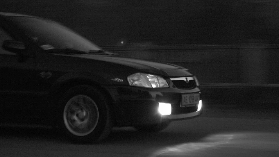 Mazda 323 зелена перлина 2
