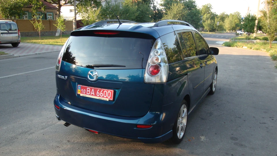 Mazda 5 4