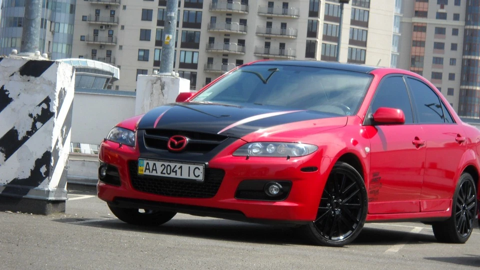 Mazda 6 MPS MZR DISI 2.3T RED ONE 2