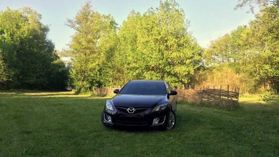 Mazda 6 4
