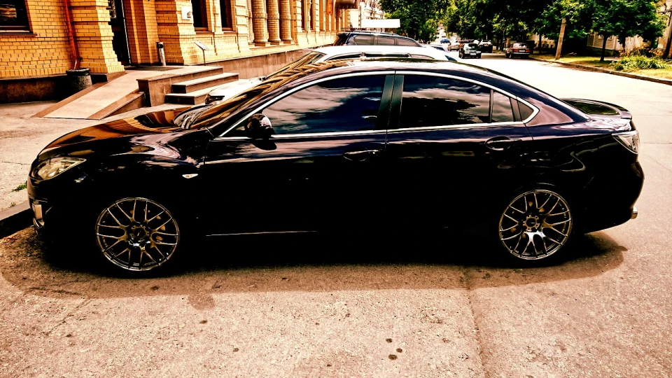 Mazda 6 4