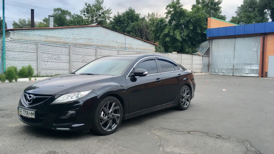 Mazda 6 4