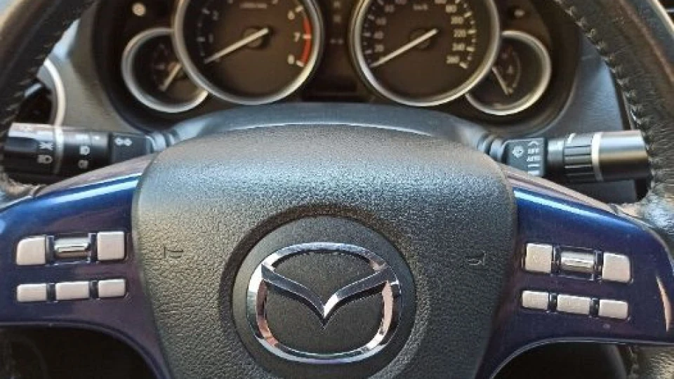 Mazda 6 4