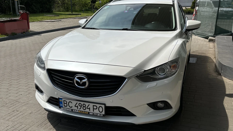 Mazda 6