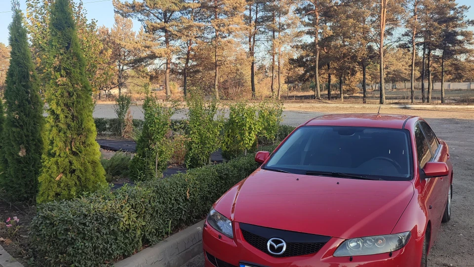 Mazda 6 4