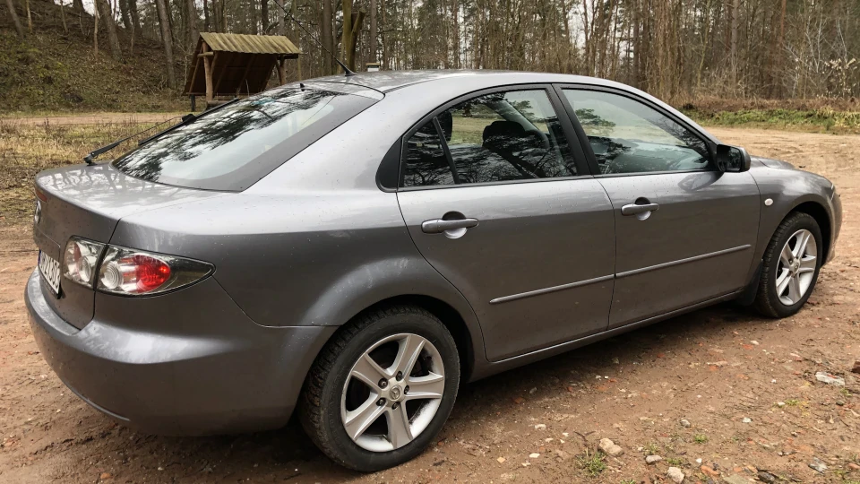 Mazda 6 4