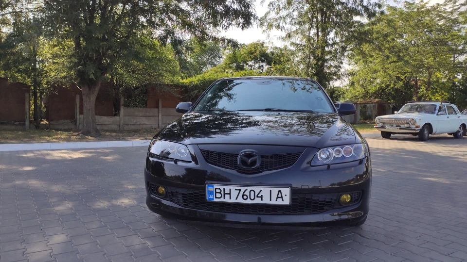 Mazda 6 4