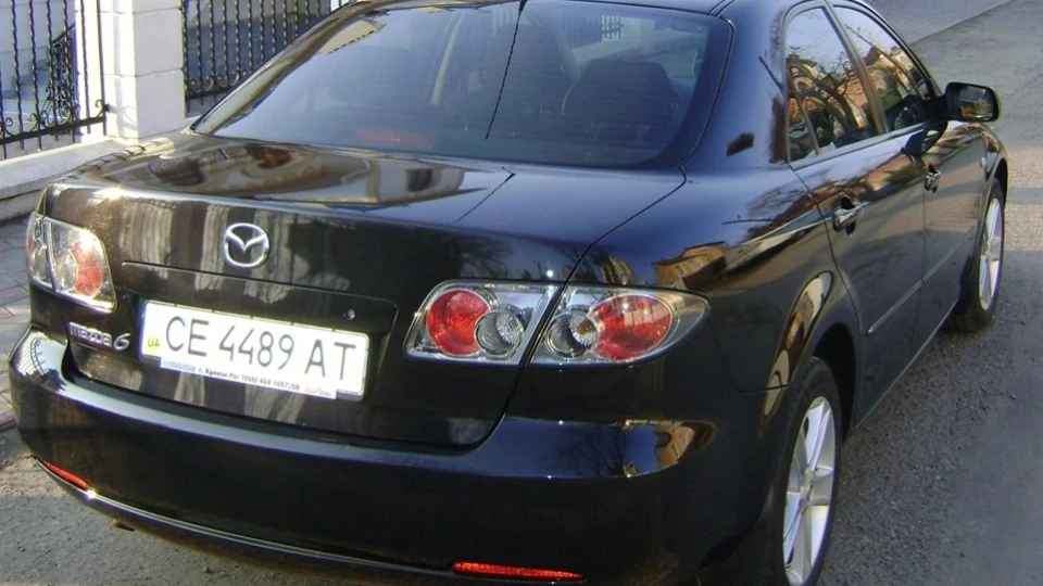 Mazda 6 4