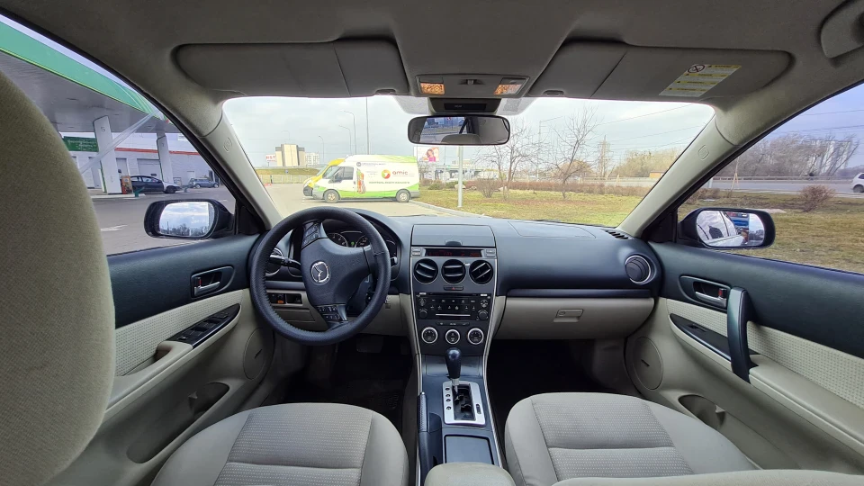 Mazda 6 4