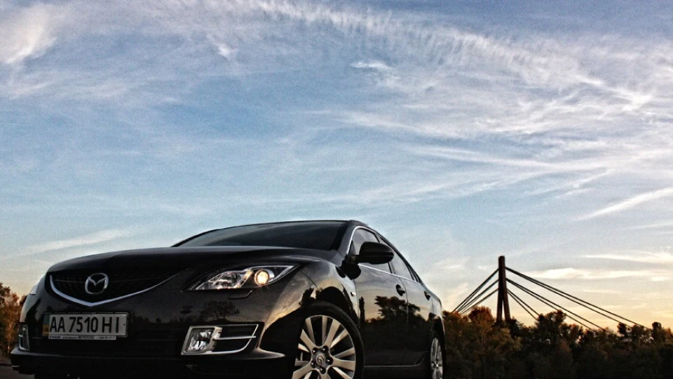 Mazda 6 4
