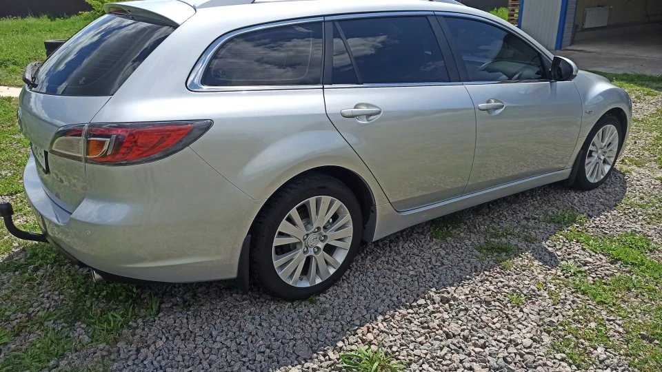 Mazda 6 4