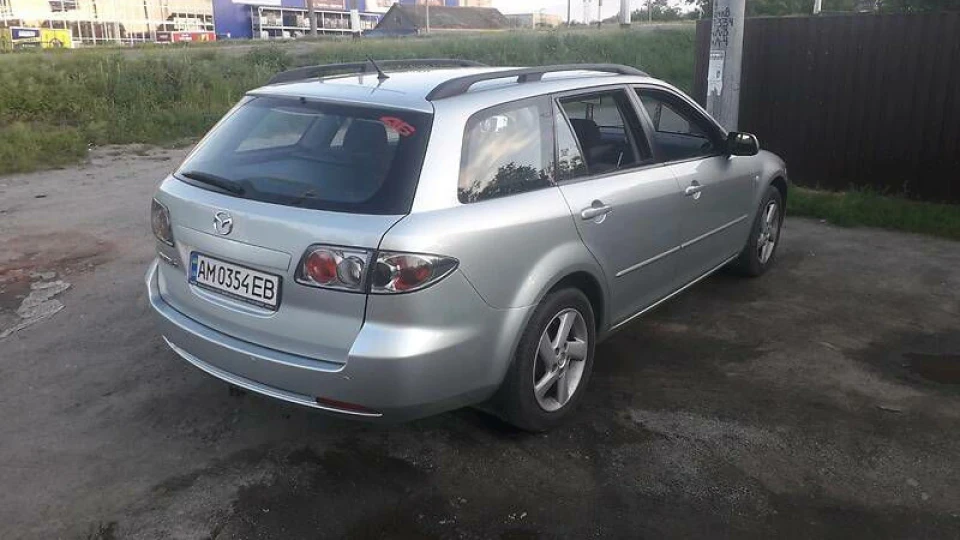 Mazda 6 4