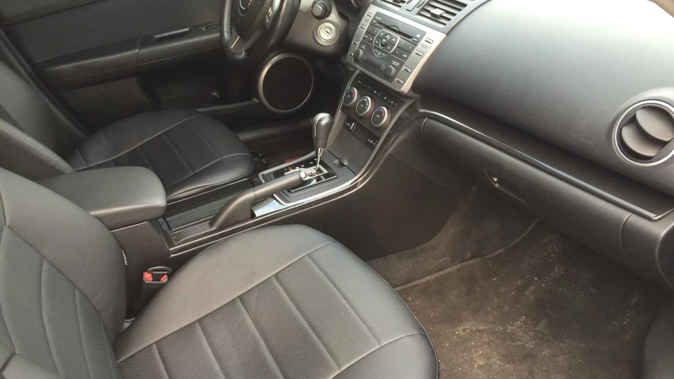 Mazda 6 4