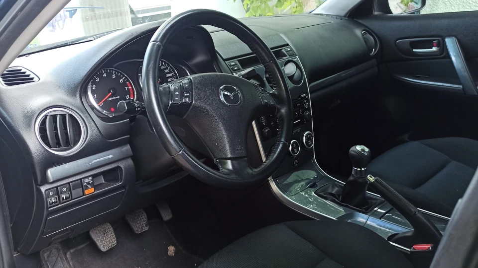 Mazda 6 1.8 бензин 3