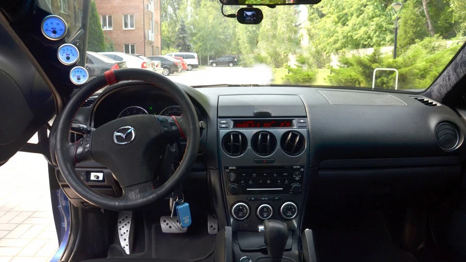 Mazda 6 2 літри (чортик) 5