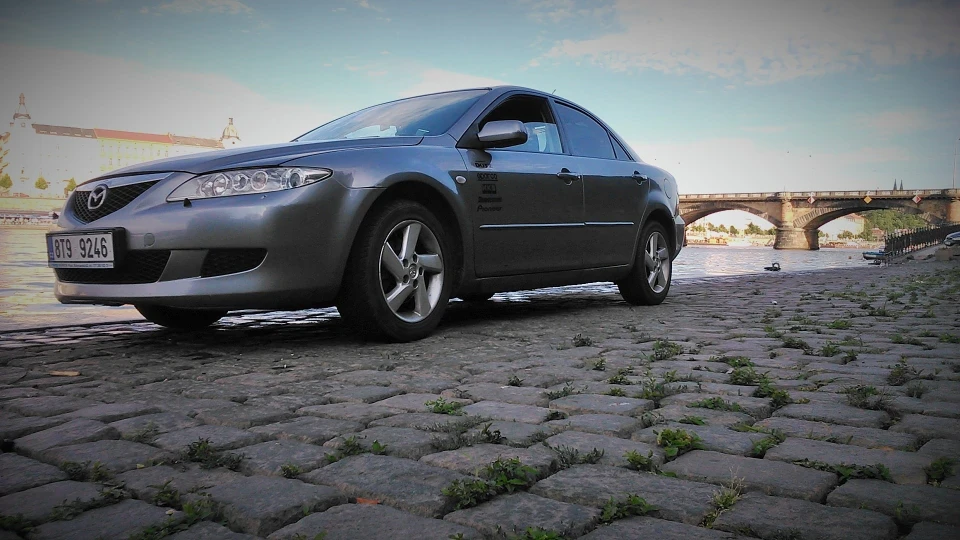 Mazda 6 2.0 104kw 2