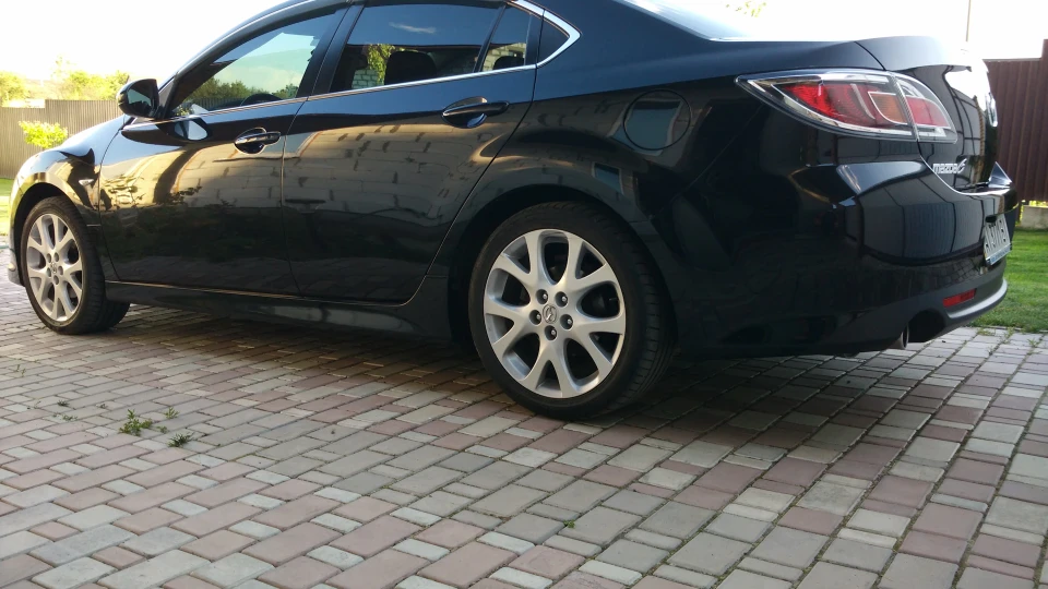 Mazda 6 2.0 атмо