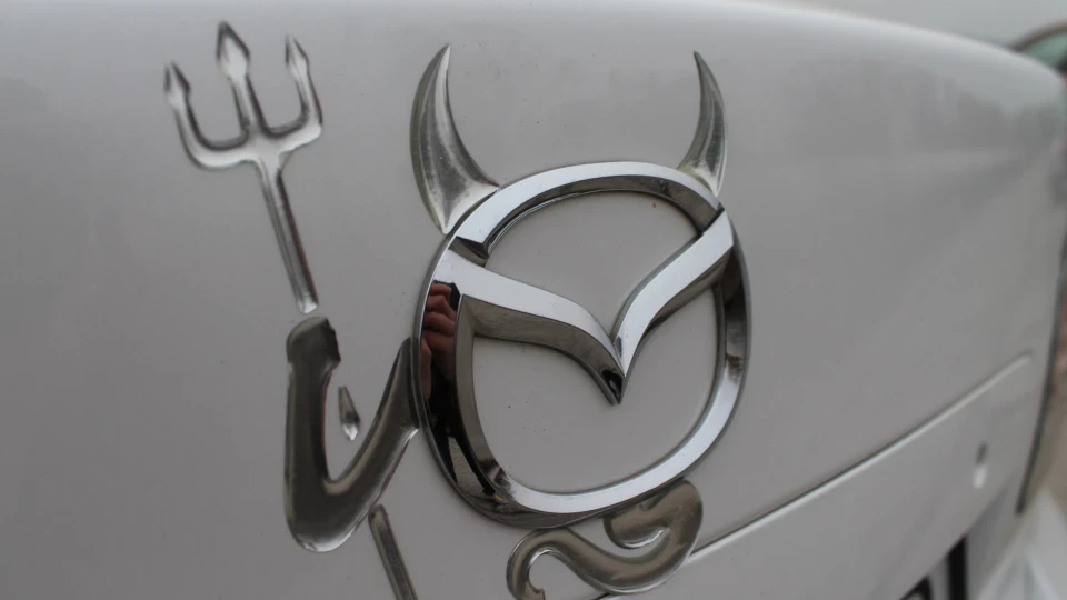 Mazda 6 2.0 Блондинка) 5