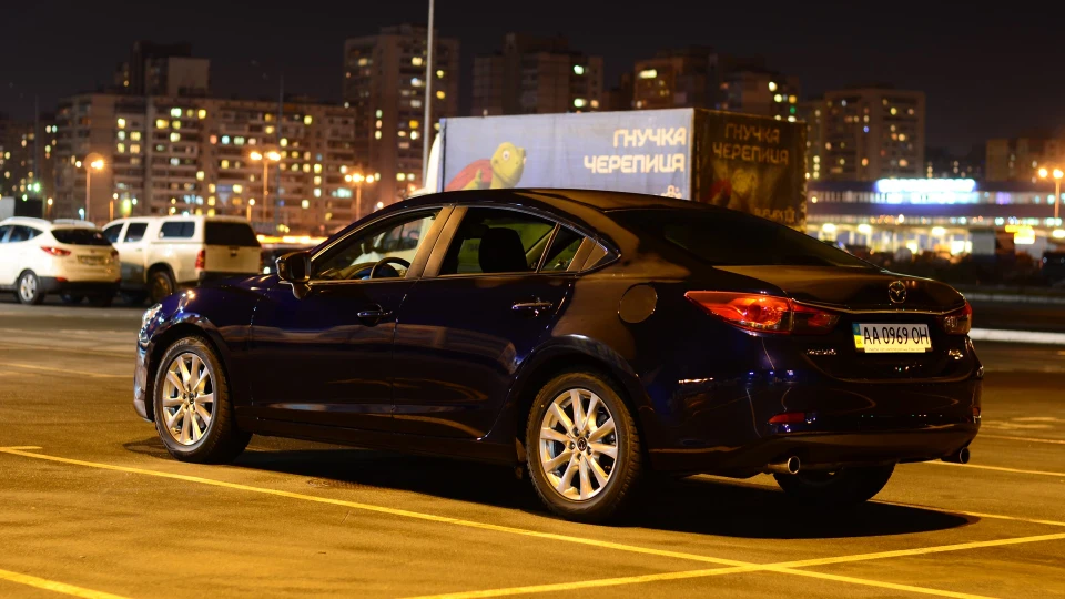 Mazda 6 2.0 Stormy Blue Mica 3