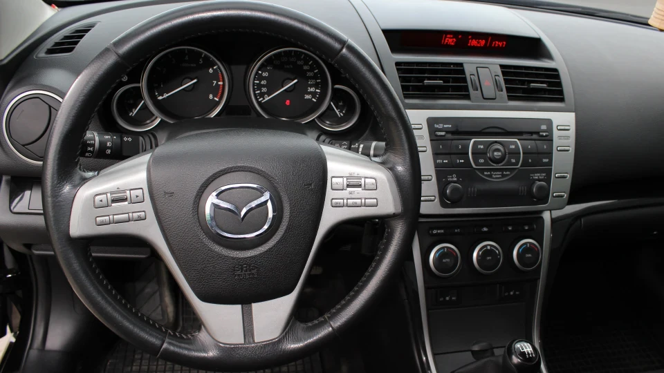 Mazda 6 2.0 5