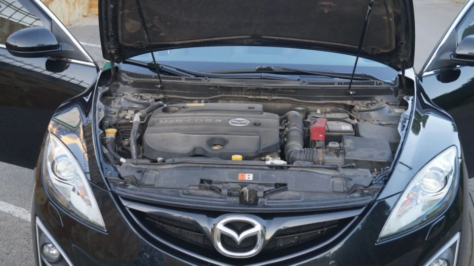 Mazda 6 2.2 turbo 2