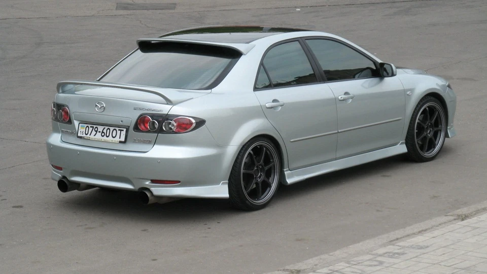 Mazda 6 2.3 +Turbo 2