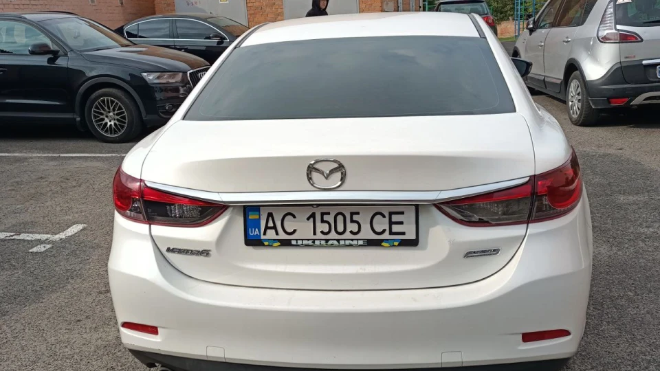 Mazda 6 2.5 бензин 4