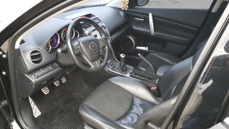 Mazda 6 2.5 Чорна МАМБА 5