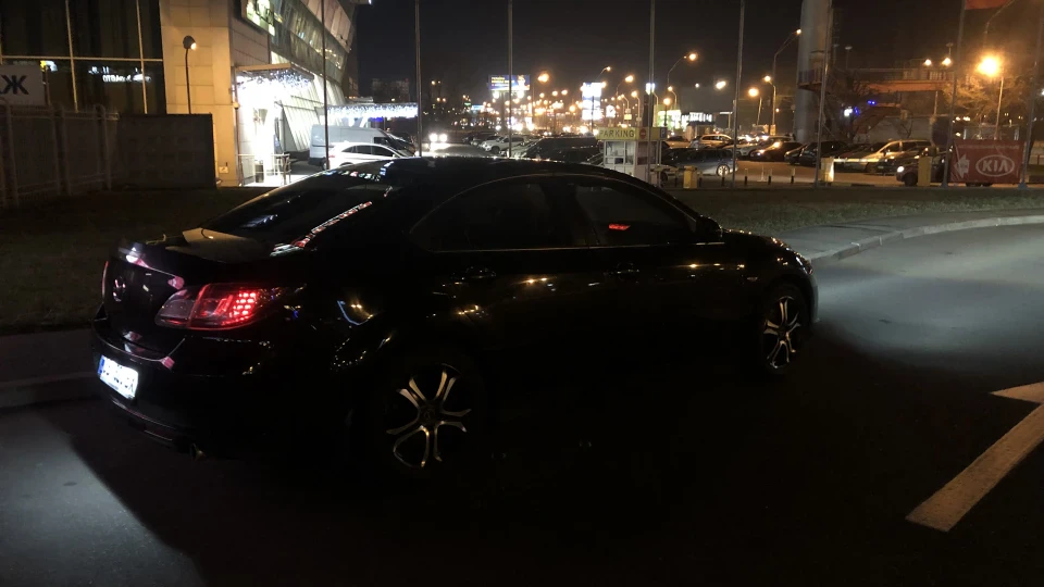 Mazda 6 2.5 Luxury 2