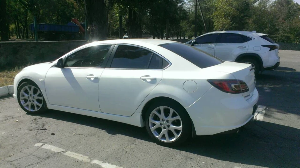 Mazda 6 2.5 Luxury 3