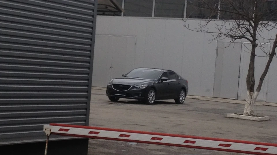 Mazda 6 2,5 PREMIUM 2